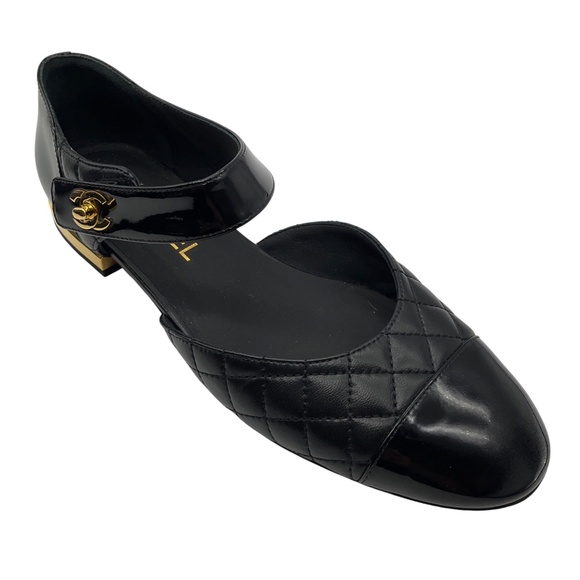 CHANEL BLACK / GOLD 2021 QUILTED LAMBSKIN AND PATENT CALFSKIN CC TURNLOCK MARY J - Picture 1 of 11